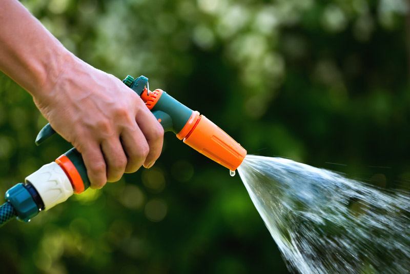 Gun water hose nozzle sprayer